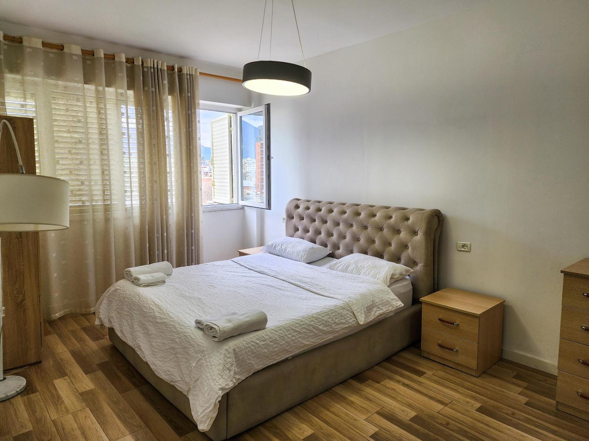 2E Apartment Myslym Shyri Tirana Kültér fotó